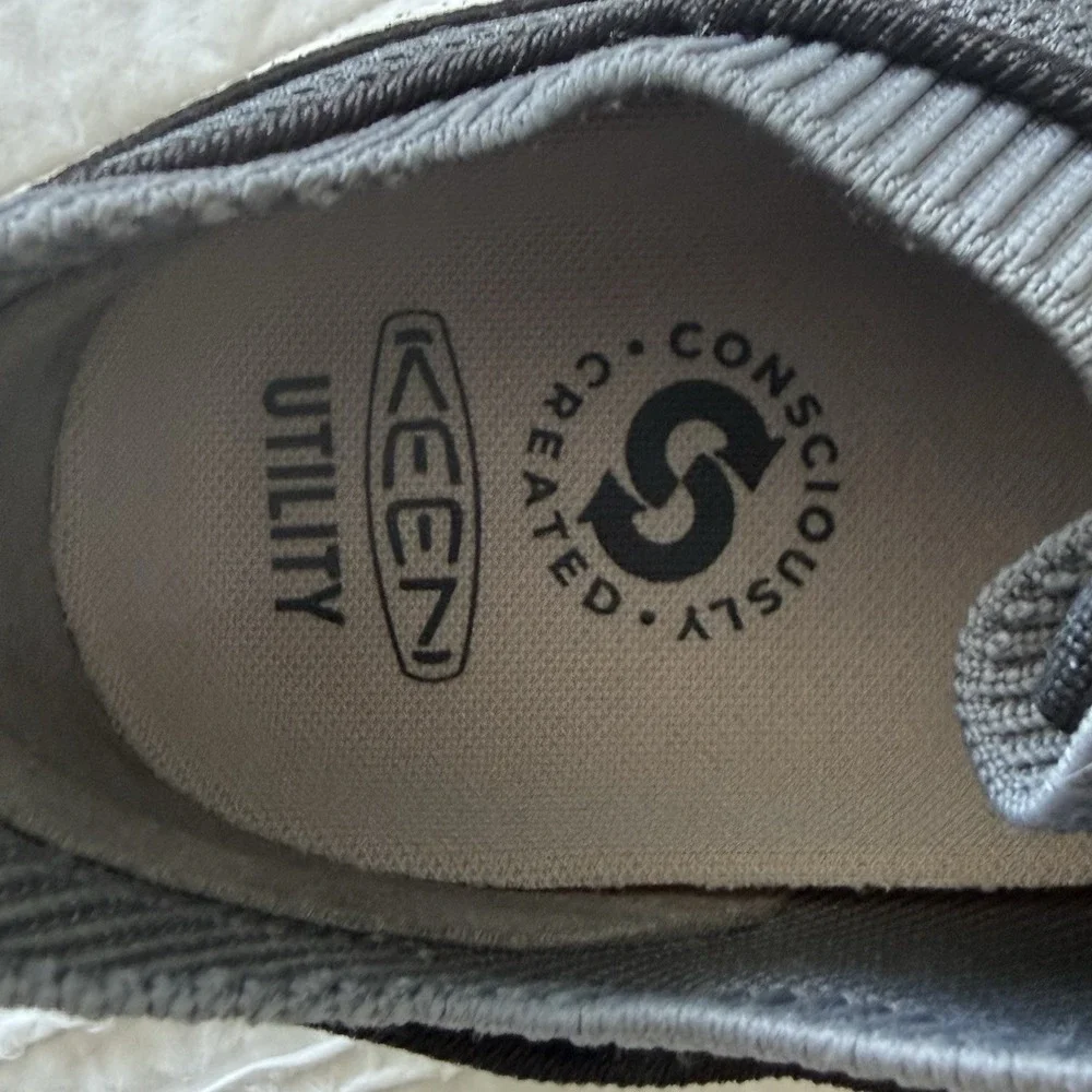 KEEN Arvada Shift Steel Toe Men's 10EE Wide Safety Utility Work Wear Grey
